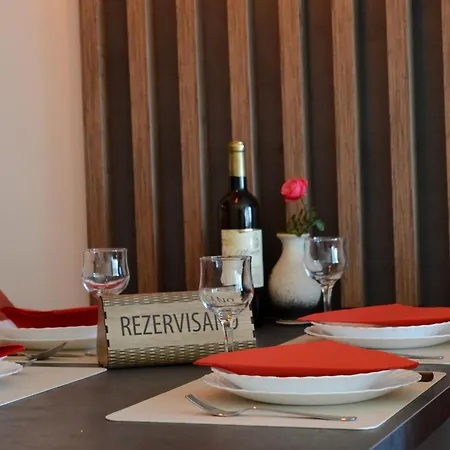 Deluxe Mountain View Vis In Hill