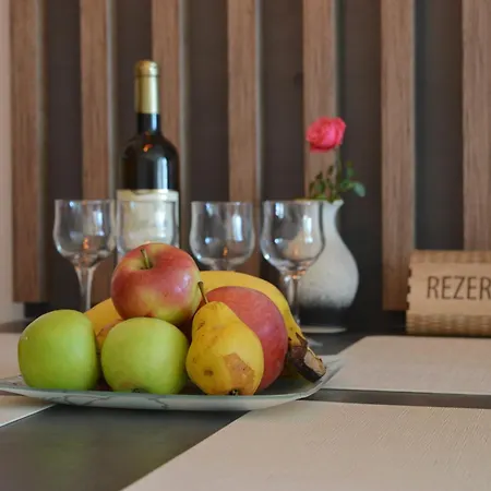 Deluxe Mountain View Vis In Hill Διαμέρισμα