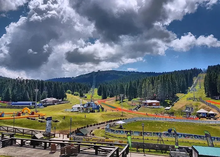 Deluxe Mountain View Vis In Hill