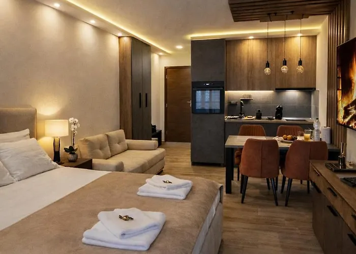 Deluxe Mountain View Vis In Hill